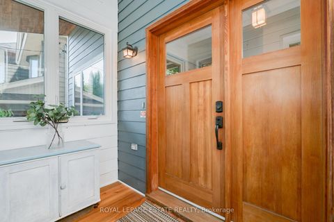 Photo 2 at 146 Ashdale Avenue, Coxwell, Toronto