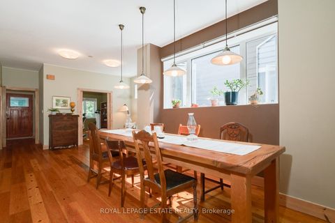 Photo 9 at 146 Ashdale Avenue, Coxwell, Toronto