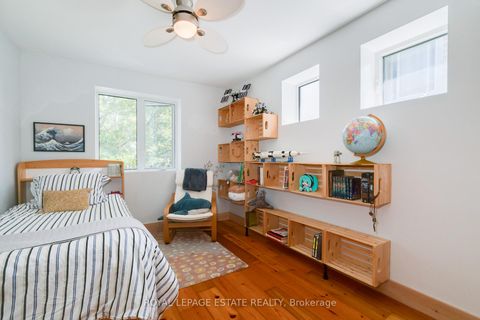 Photo 19 at 146 Ashdale Avenue, Coxwell, Toronto