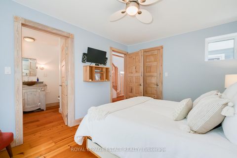 Photo 23 at 146 Ashdale Avenue, Coxwell, Toronto
