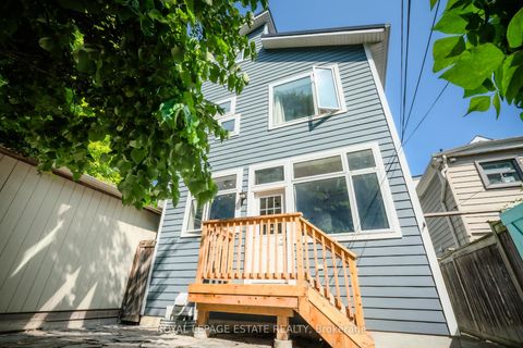 Photo 42 at 146 Ashdale Avenue, Coxwell, Toronto