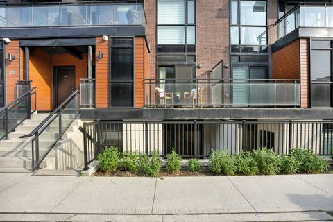 Photo 1 at c402 - 5299 Highway 07 Road, Vaughan Grove, Vaughan