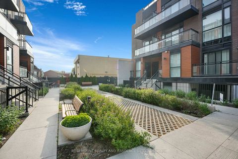 Photo 2 at c402 - 5299 Highway 07 Road, Vaughan Grove, Vaughan