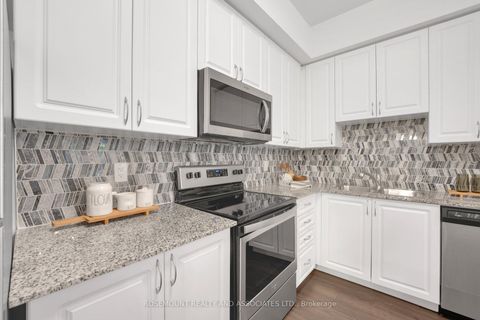 Photo 12 at c402 - 5299 Highway 07 Road, Vaughan Grove, Vaughan