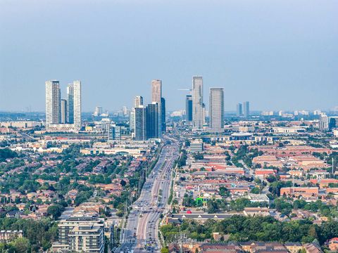 Photo 37 at c402 - 5299 Highway 07 Road, Vaughan Grove, Vaughan Photo 37 at c402 - 5299 Highway 07 Road, Vaughan Grove, Vaughan