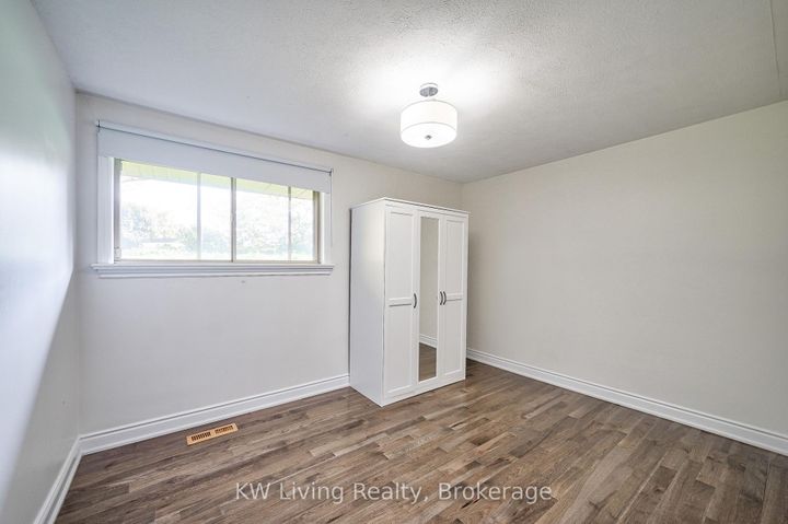 Photo 17 at 6 Hillavon Drive, Rosethorn, Toronto