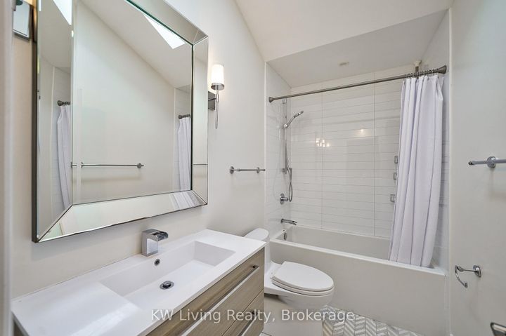 Photo 20 at 6 Hillavon Drive, Rosethorn, Toronto