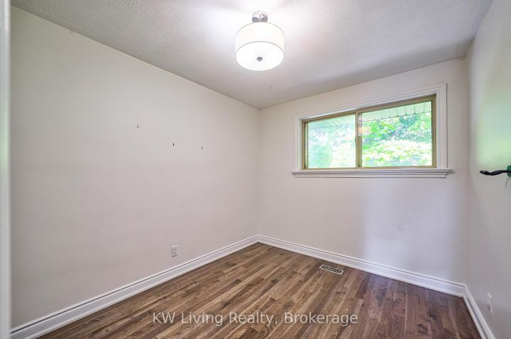 Photo 23 at 6 Hillavon Drive, Rosethorn, Toronto