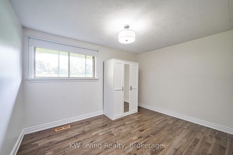Photo 17 at 6 Hillavon Drive, Rosethorn, Toronto
