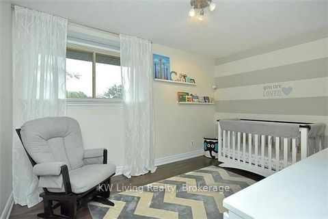 Photo 18 at 6 Hillavon Drive, Rosethorn, Toronto