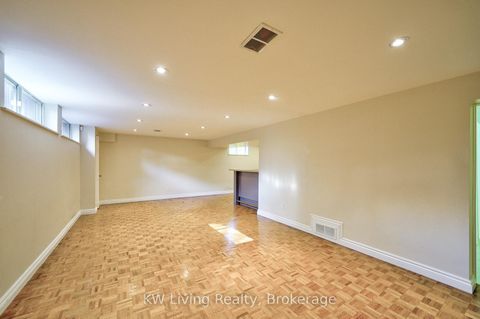 Photo 31 at 6 Hillavon Drive, Rosethorn, Toronto