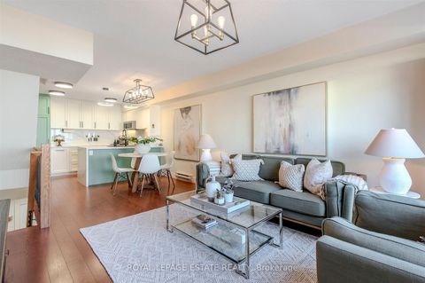 Photo 10 at 32 - 1209 Queen Street E, South Riverdale, Toronto
