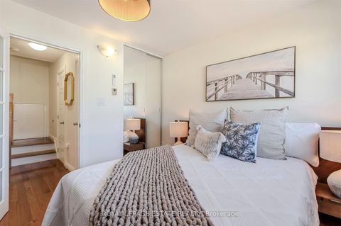 Photo 19 at 32 - 1209 Queen Street E, South Riverdale, Toronto
