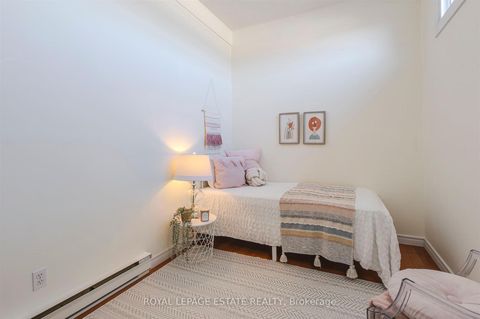 Photo 24 at 32 - 1209 Queen Street E, South Riverdale, Toronto