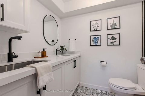 Photo 27 at 32 - 1209 Queen Street E, South Riverdale, Toronto