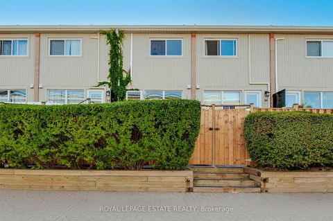 Photo 38 at 32 - 1209 Queen Street E, South Riverdale, Toronto