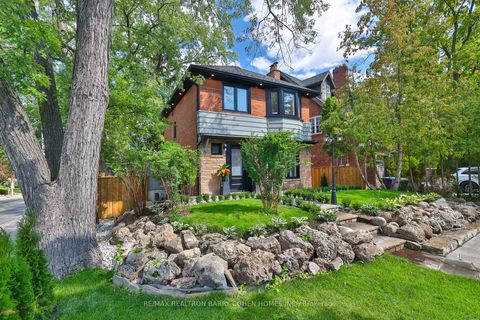 Photo 1 at 1 Wanless Crescent, Lawrence Park South, Toronto
