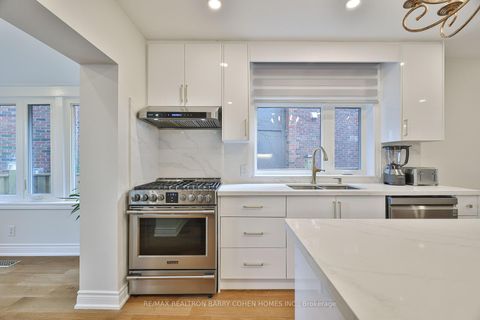Photo 12 at 1 Wanless Crescent, Lawrence Park South, Toronto