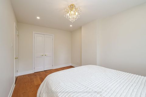 Photo 31 at 1 Wanless Crescent, Lawrence Park South, Toronto