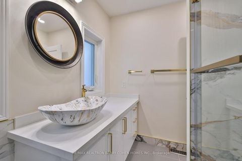 Photo 34 at 1 Wanless Crescent, Lawrence Park South, Toronto