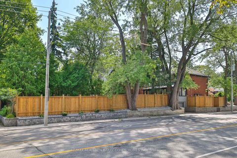 Photo 49 at 1 Wanless Crescent, Lawrence Park South, Toronto