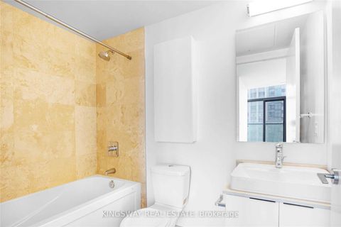 Photo 9 at 1802 - 14 York Street, Waterfront Communities C1, Toronto