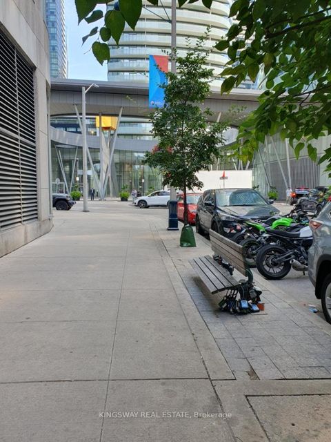 Photo 15 at 1802 - 14 York Street, Waterfront Communities C1, Toronto