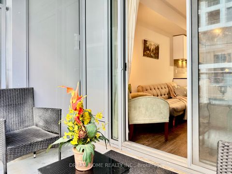 Photo 22 at 617 - 27 Bathurst Street, Waterfront Communities C1, Toronto