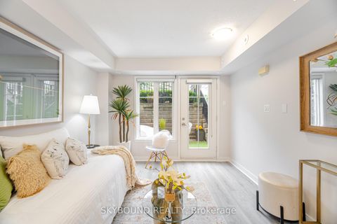 Photo 6 at TH1223 - 21 Pirandello Street, Niagara, Toronto