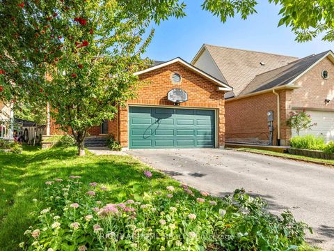 Photo 1 at 51 Moorcrest Drive, Aurora Village, Aurora