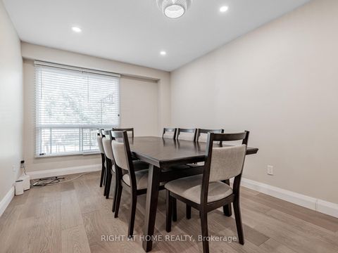 Photo 7 at 51 Moorcrest Drive, Aurora Village, Aurora
