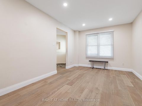 Photo 8 at 51 Moorcrest Drive, Aurora Village, Aurora Photo 8 at 51 Moorcrest Drive, Aurora Village, Aurora