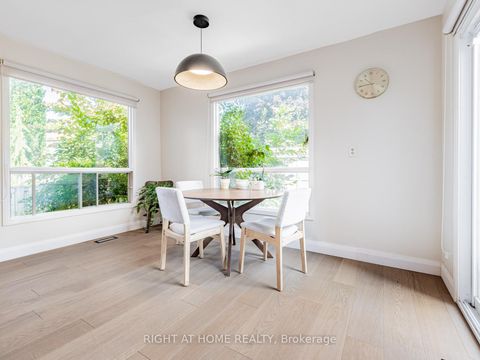 Photo 10 at 51 Moorcrest Drive, Aurora Village, Aurora Photo 10 at 51 Moorcrest Drive, Aurora Village, Aurora