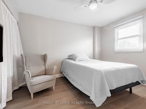 Photo 25 at 51 Moorcrest Drive, Aurora Village, Aurora Photo 25 at 51 Moorcrest Drive, Aurora Village, Aurora