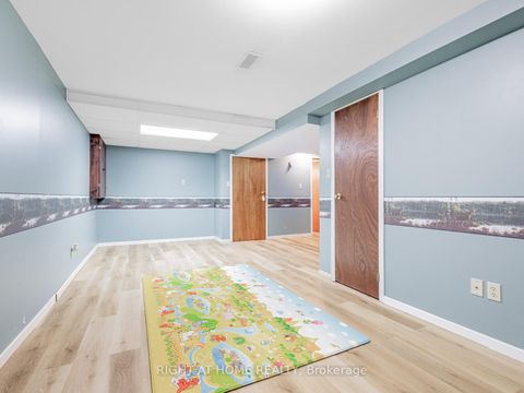 Photo 29 at 51 Moorcrest Drive, Aurora Village, Aurora Photo 29 at 51 Moorcrest Drive, Aurora Village, Aurora