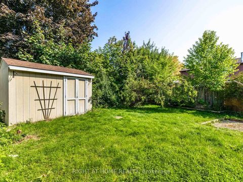 Photo 36 at 51 Moorcrest Drive, Aurora Village, Aurora