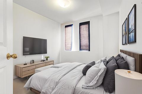 Photo 4 at 2083 - 65 George Appleton Way E, CFB, Toronto