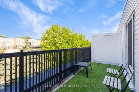 Photo 8 at 2083 - 65 George Appleton Way E, CFB, Toronto