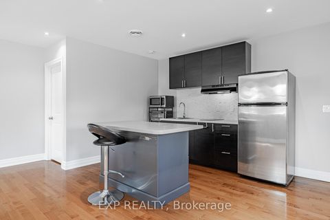 Photo 20 at 203 Centre Street W, Mill Pond, Richmond Hill