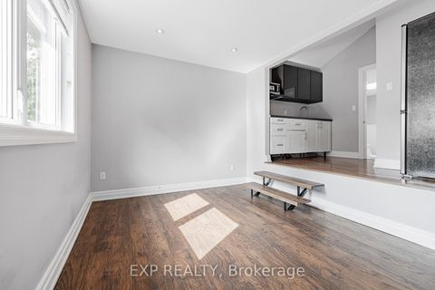 Photo 24 at 203 Centre Street W, Mill Pond, Richmond Hill