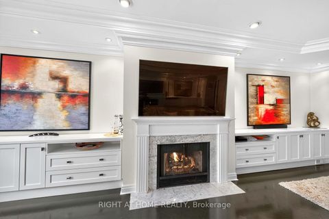 Photo 7 at 242 Walmer Road, Casa Loma, Toronto