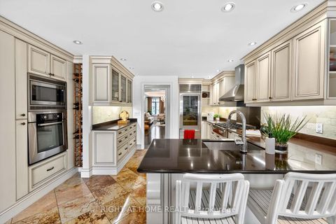 Photo 20 at 242 Walmer Road, Casa Loma, Toronto