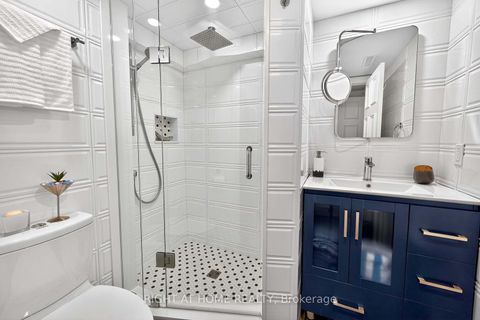 Photo 42 at 242 Walmer Road, Casa Loma, Toronto