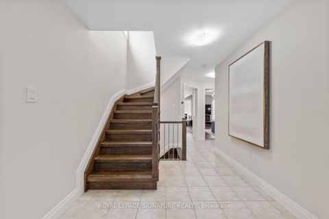 Photo 4 at 12 Barli Crescent, Patterson, Vaughan