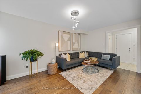 Photo 5 at 12 Barli Crescent, Patterson, Vaughan