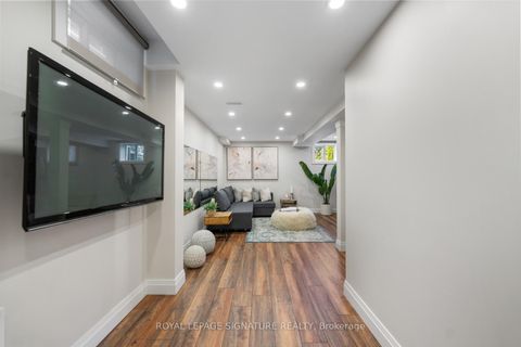 Photo 32 at 12 Barli Crescent, Patterson, Vaughan