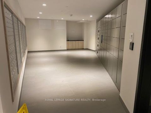 Photo 11 at 820 - 1050 Eastern Avenue, Coxwell, Toronto