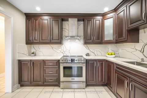 Photo 4 at 85 Gennela Square, Rouge E11, Toronto