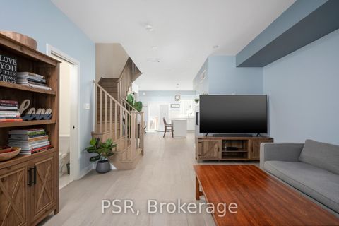 Photo 9 at 91 Frederick Tisdale Drive E, CFB, Toronto