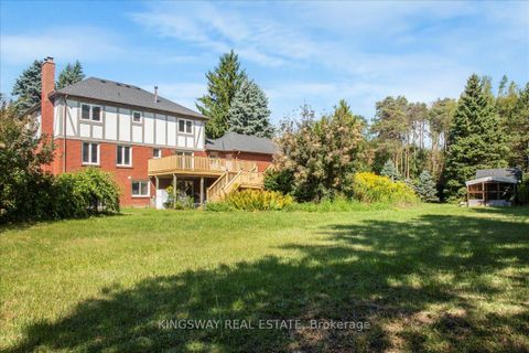 Photo 8 at 26 Cynthia Crescent, Oak Ridges, Richmond Hill Photo 8 at 26 Cynthia Crescent, Oak Ridges, Richmond Hill